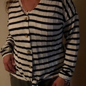 NEW Striped longsleeve T-shirt with buttons